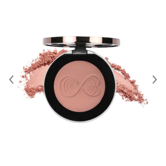 Combo of Colorbar Nail paint removal travel wipes and blush - Picture 5 of 6